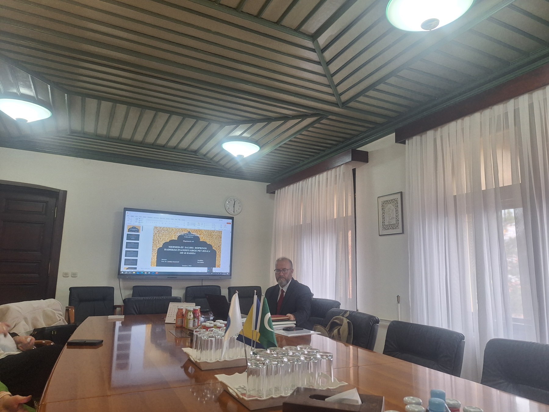 UNSA FIN: Nail Halimi uspješno odbranio magistarski rad 2 IMG 5996ada3f55f2d2f23a3f63088bd4a10 V